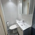 Cozy And Close To Nature, With Free Parking! アパート ヴァンター