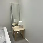 Cozy And Close To Nature, With Free Parking! アパート ヴァンター