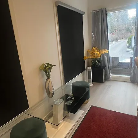 Cozy And Close To Nature, With Free Parking! * Vantaa