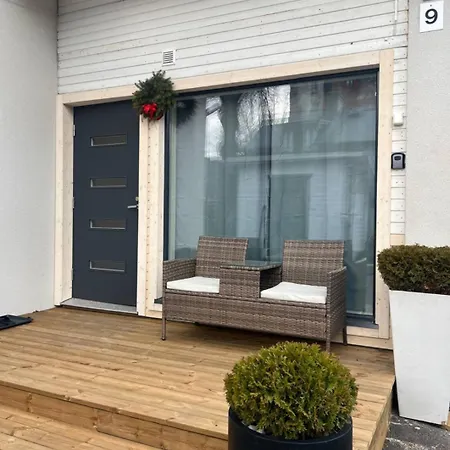 Cozy And Close To Nature, With Free Parking! Vantaa